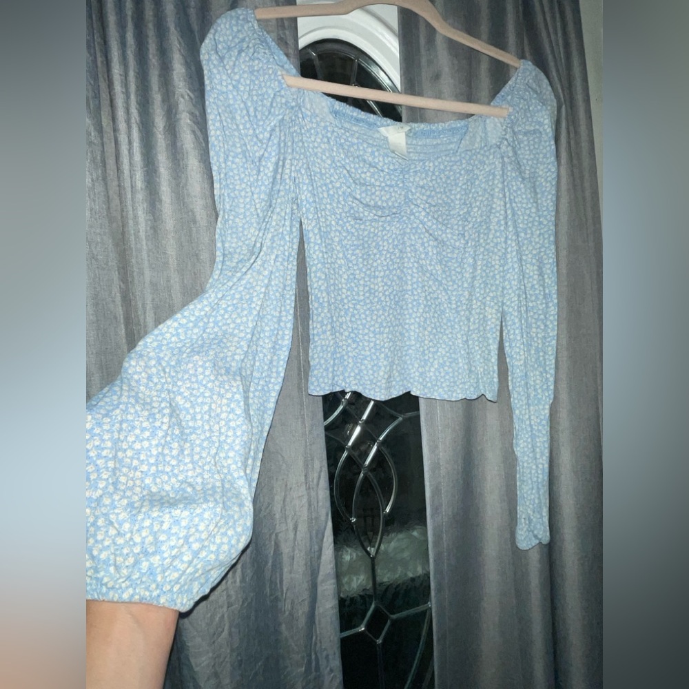 H&M Light Blue Floral Puff-Sleeve Blouse
